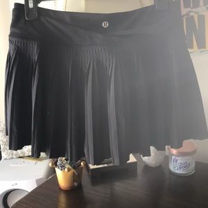 Lululemon skirt!!